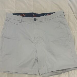 Roundtree & Yorke Light Gray Flat Front Shorts
